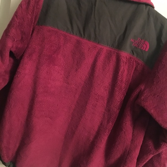 Pink/Magenta North Face Jacket (Girls L/Women’s S) - Picture 4 of 5